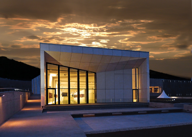 Zoya Gallery