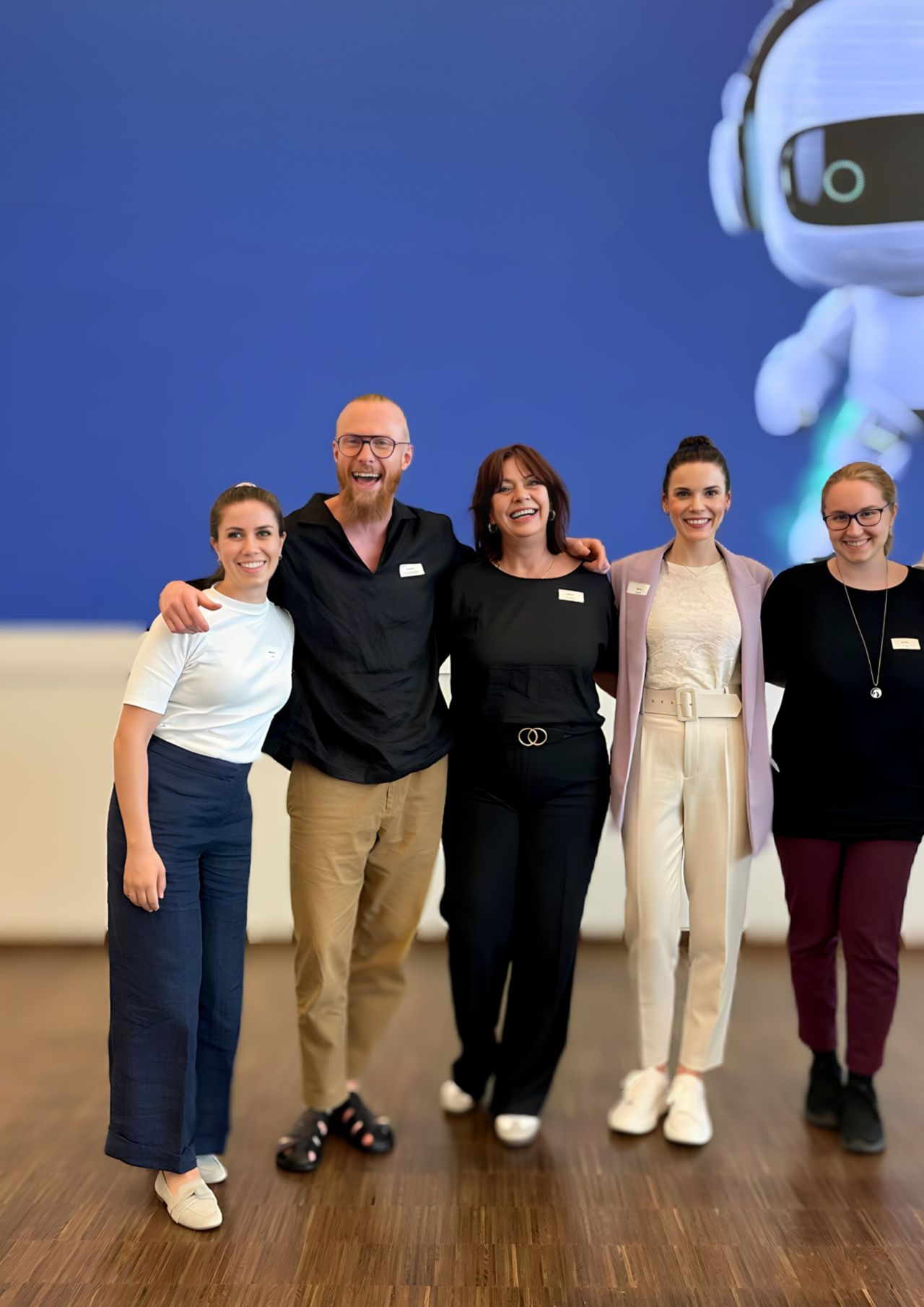 Das Team von academy4.ai