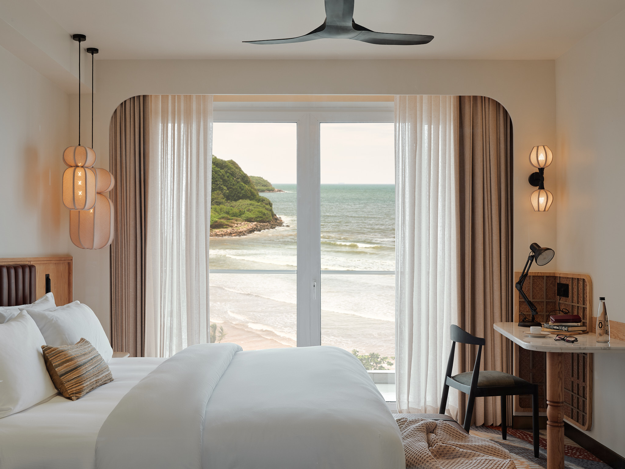 Guest room interior at Otherland Galle