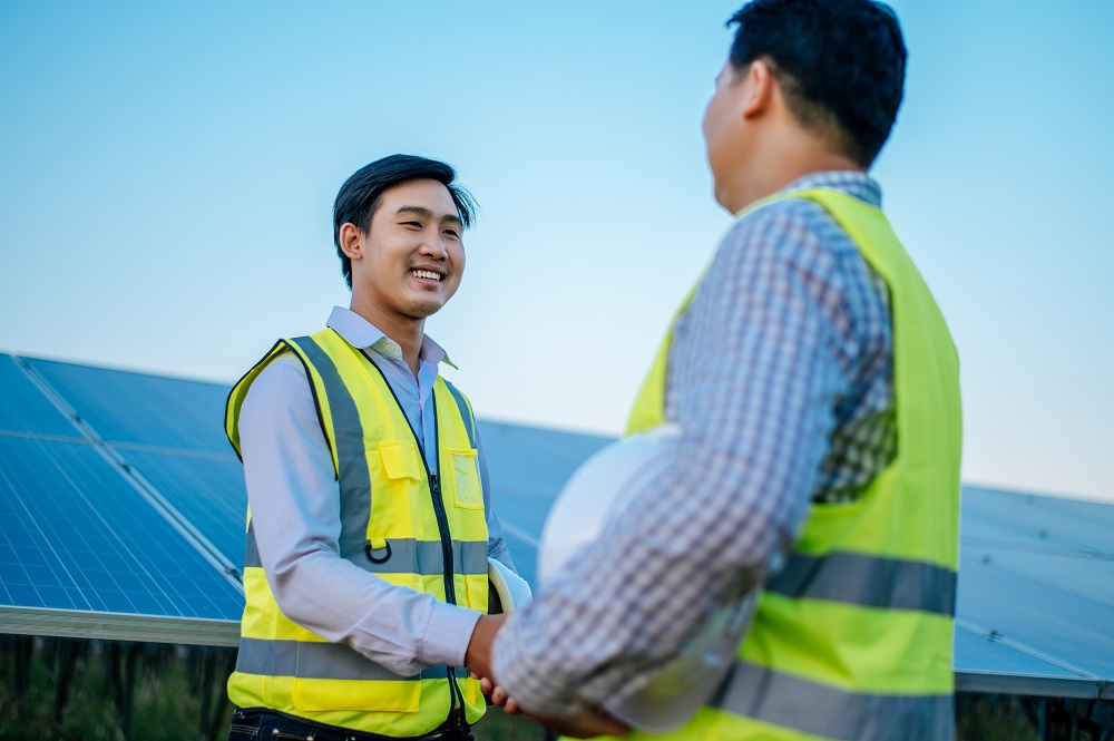 One-stop solar system service | Tailored best solutions | Full follow ...