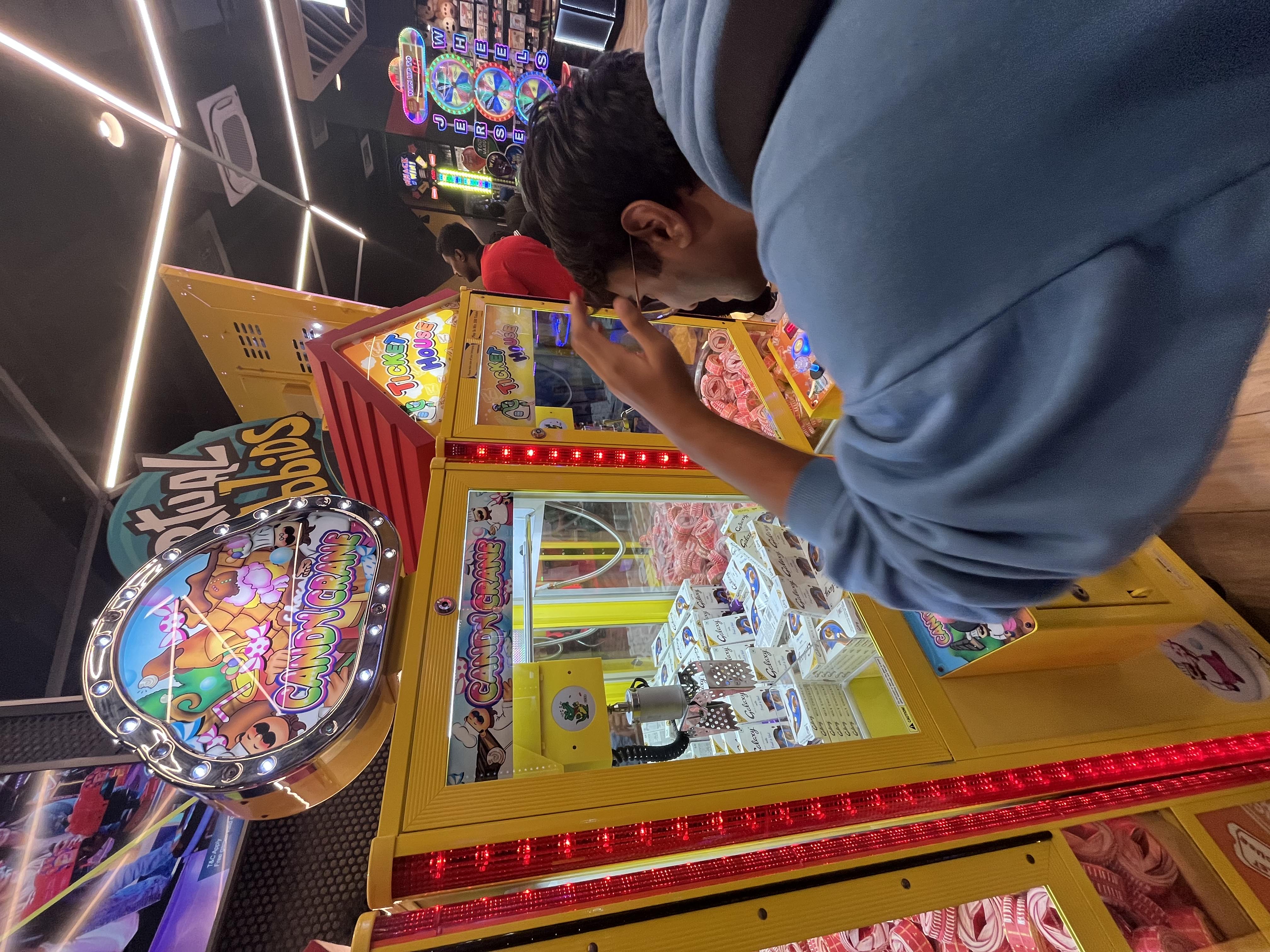 Claw machines hate me