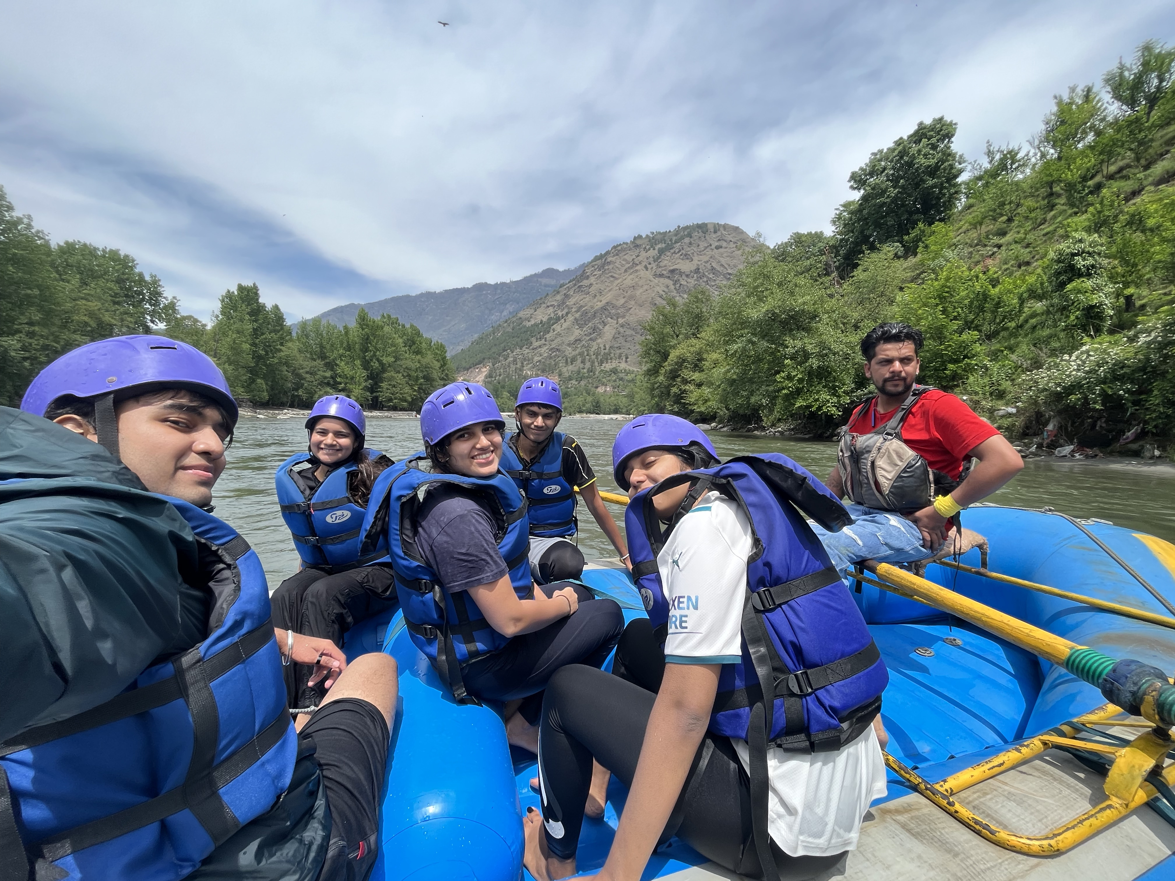 Rafting in Manali :P