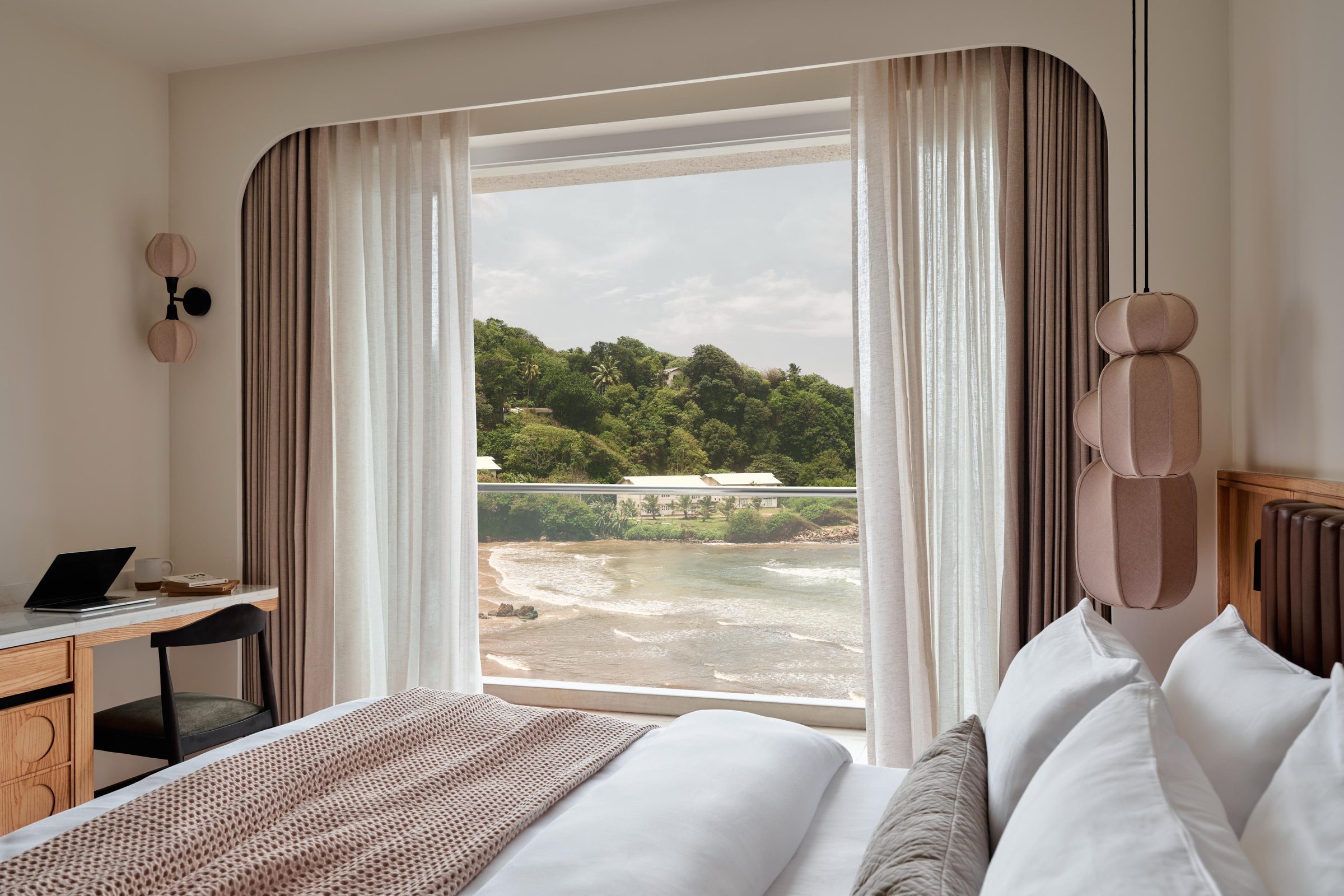 Guest room with a window onto the bay, Otherland Galle