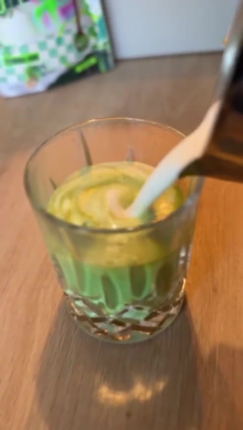 Baristocrats matcha latte bereiden