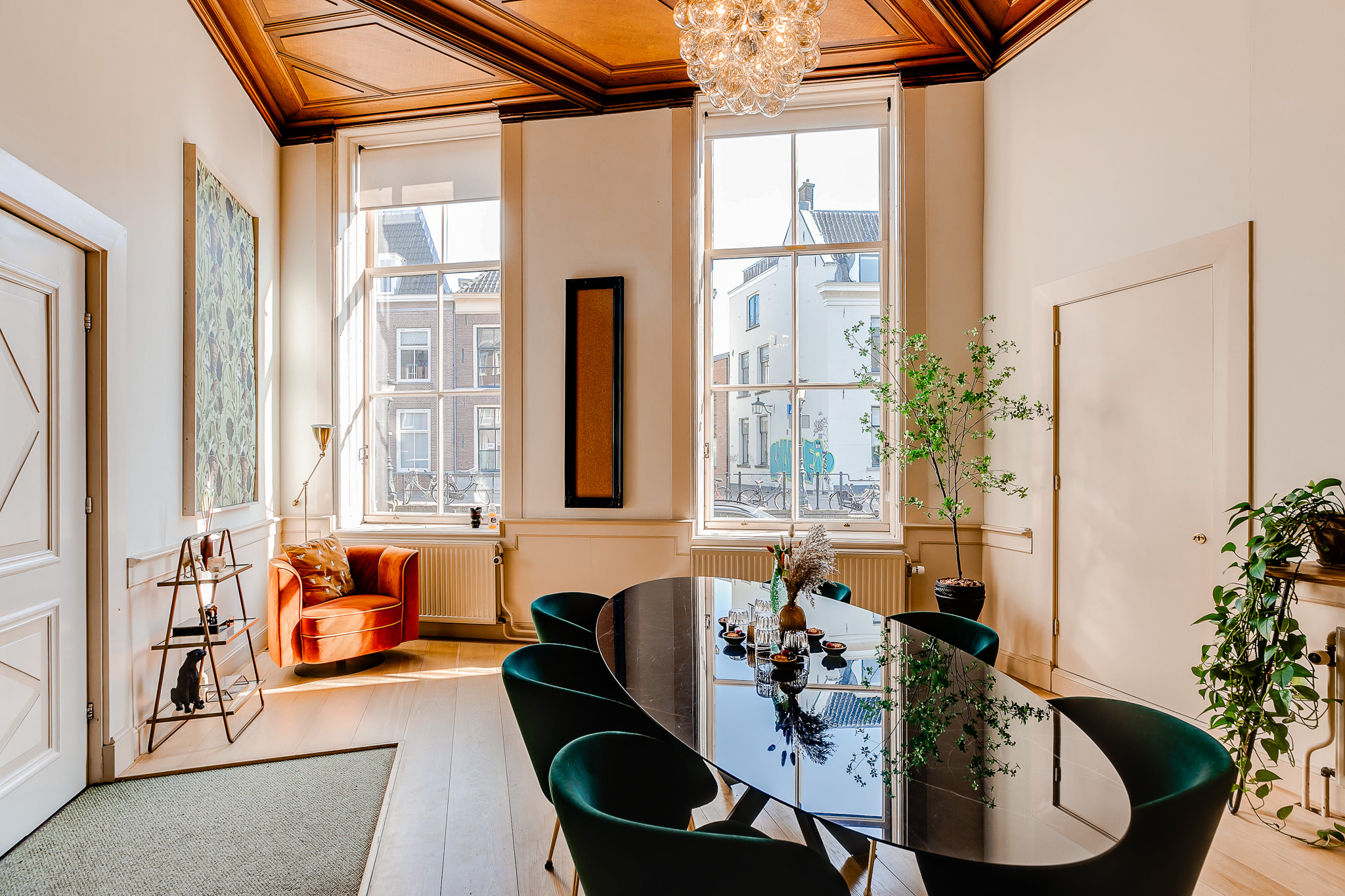 Suits and Sundays aan de Gracht — venue for hire in Utrecht
