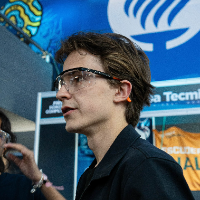 Emilio Flores