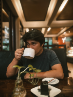 Bry Bolaños