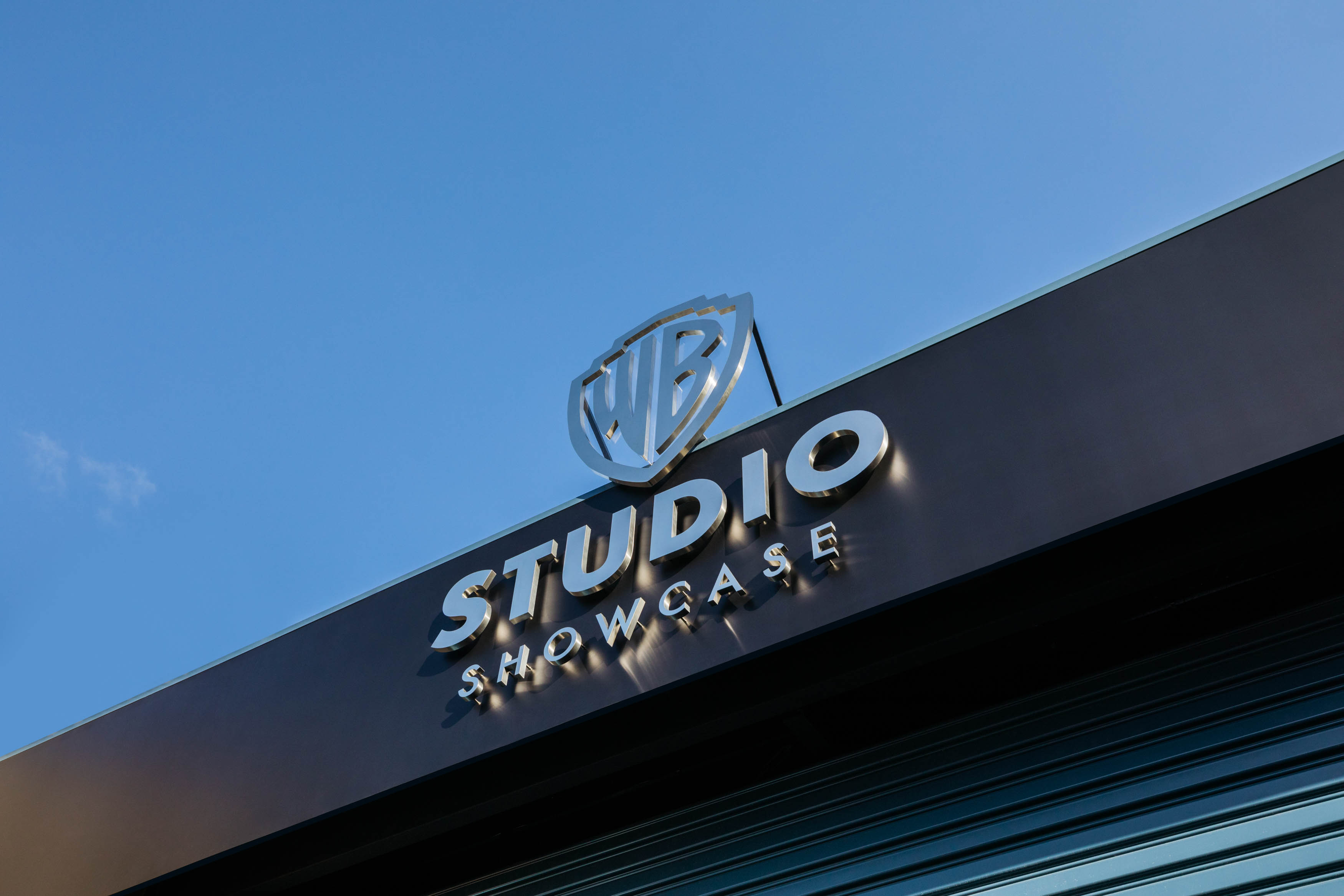 Photography + colour grading, advertising campaigns for Village Roadshow - Warner Bros Movie World.