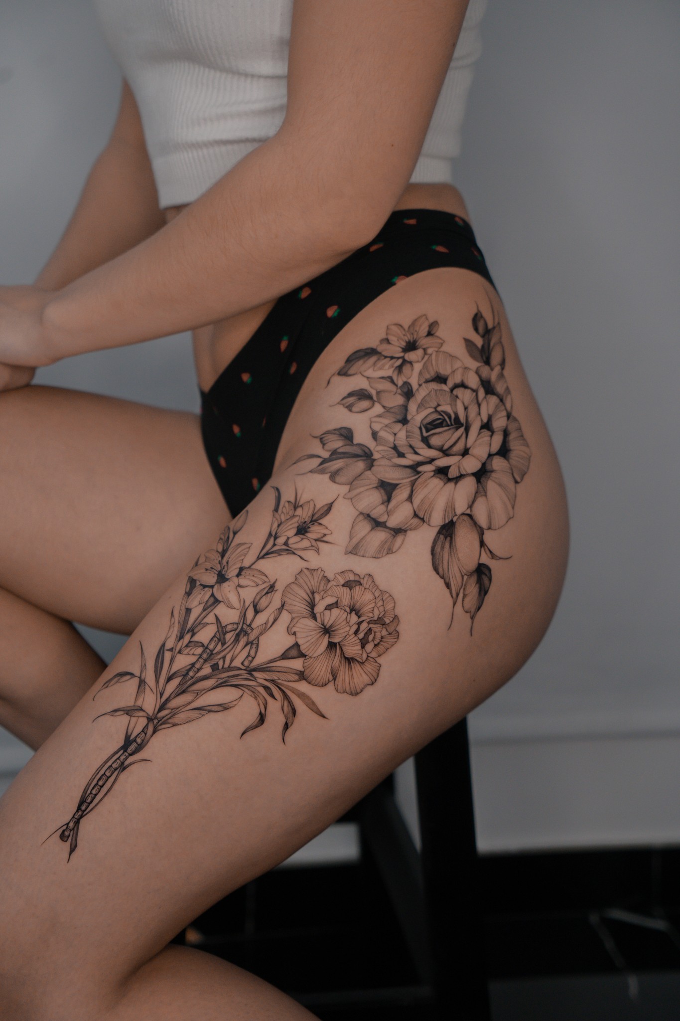 Maria Grandt Professional Fine Line Tattoo Artist