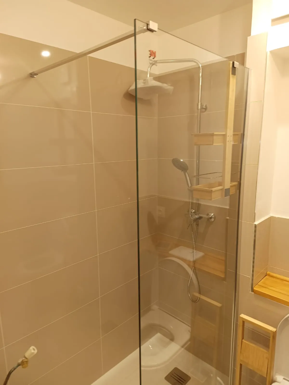 Salle de bain refaite par AAZ Plomberie en Île de France