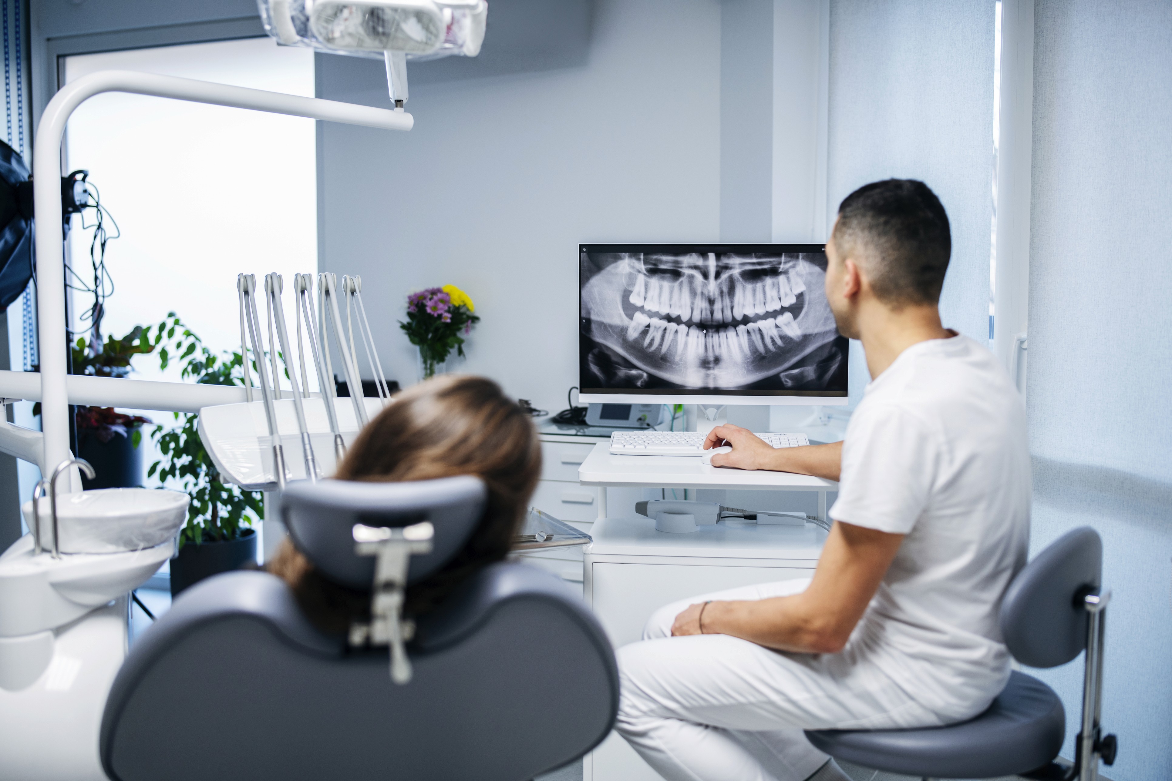 zahnarzt-erklärt-röntgen