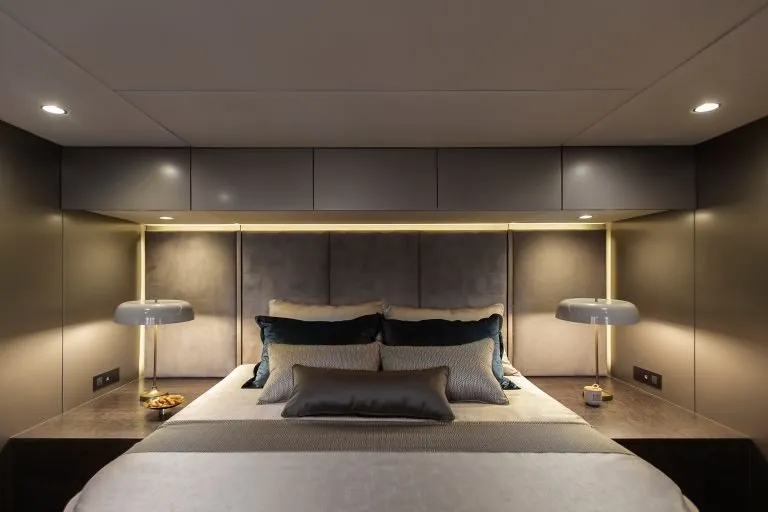 60 Sunreef Power Stateroom