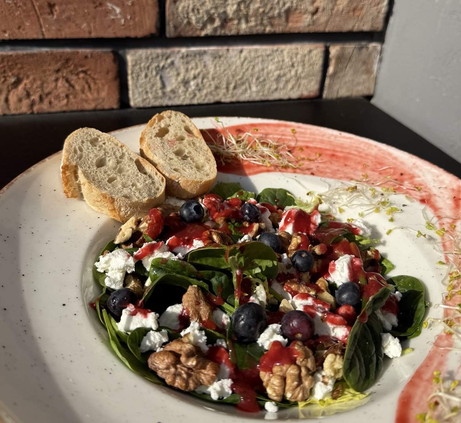 Lekki lunch biznesowy w restauracji Niedźwiedzia 25 pod Poznaniem