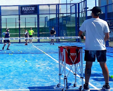 Instalaciones de Padel Nueva Flota