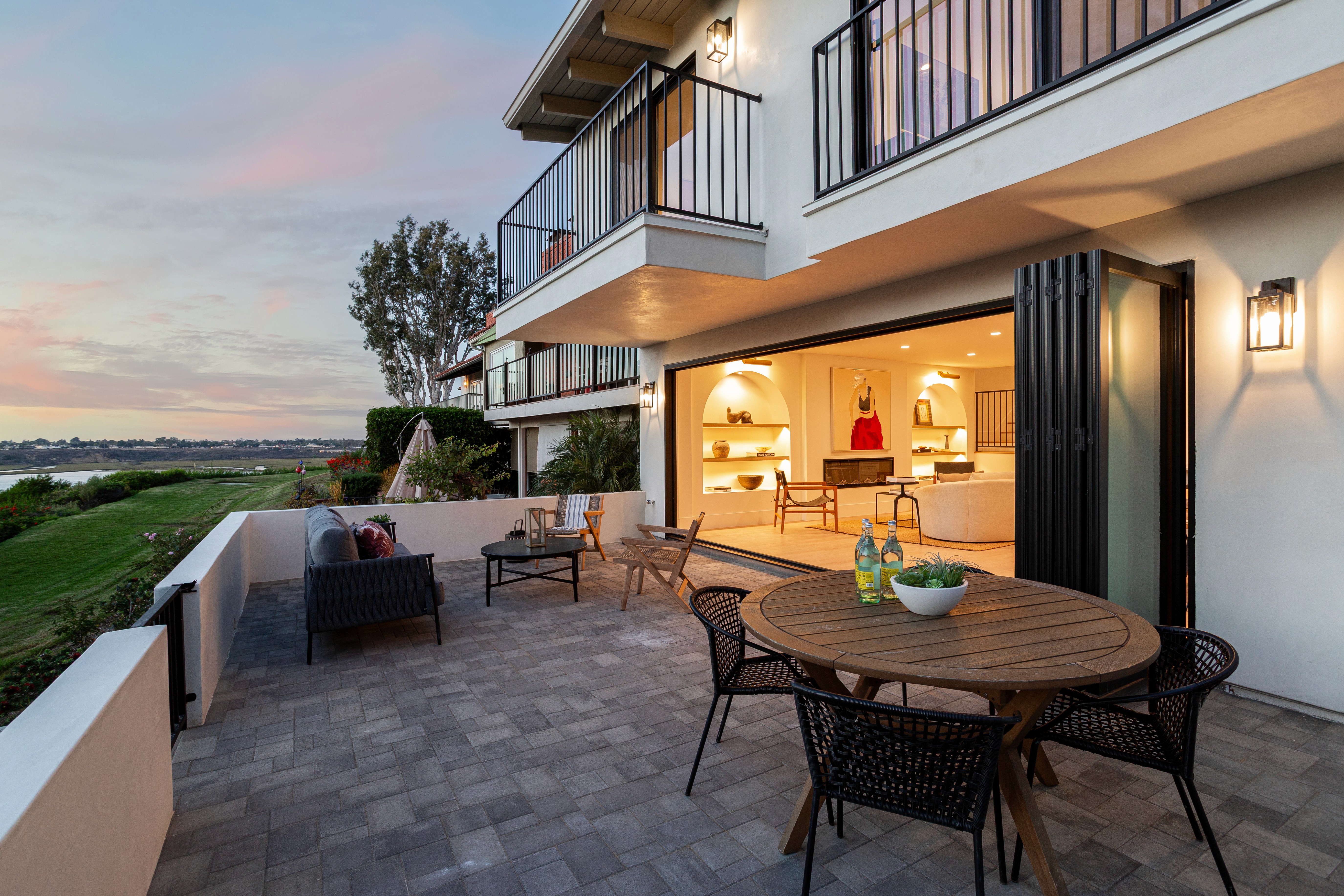 Outdoor Space of 412 Vista Grande, Newport Beach