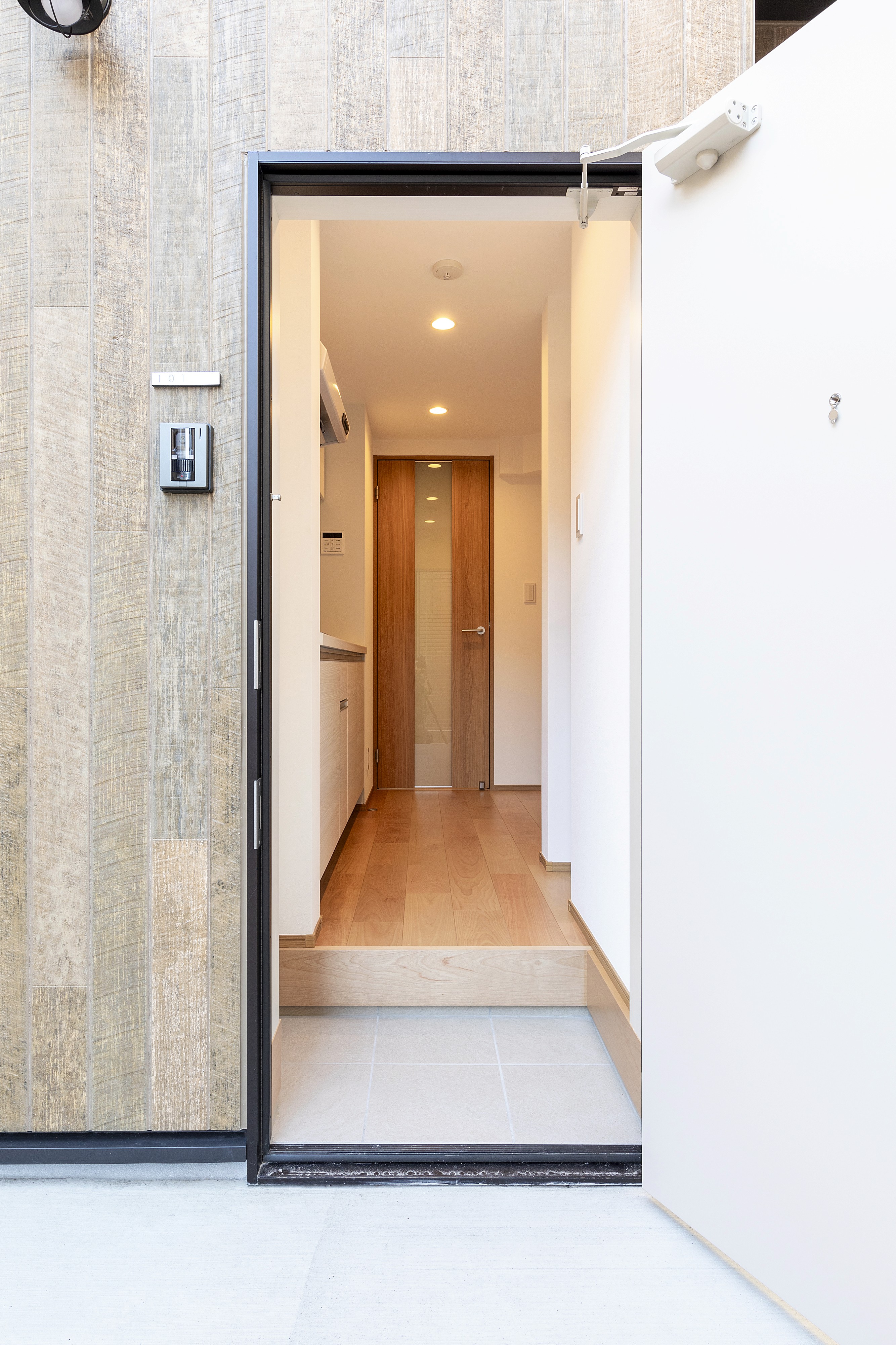 WoodCrest西六郷Residence_玄関