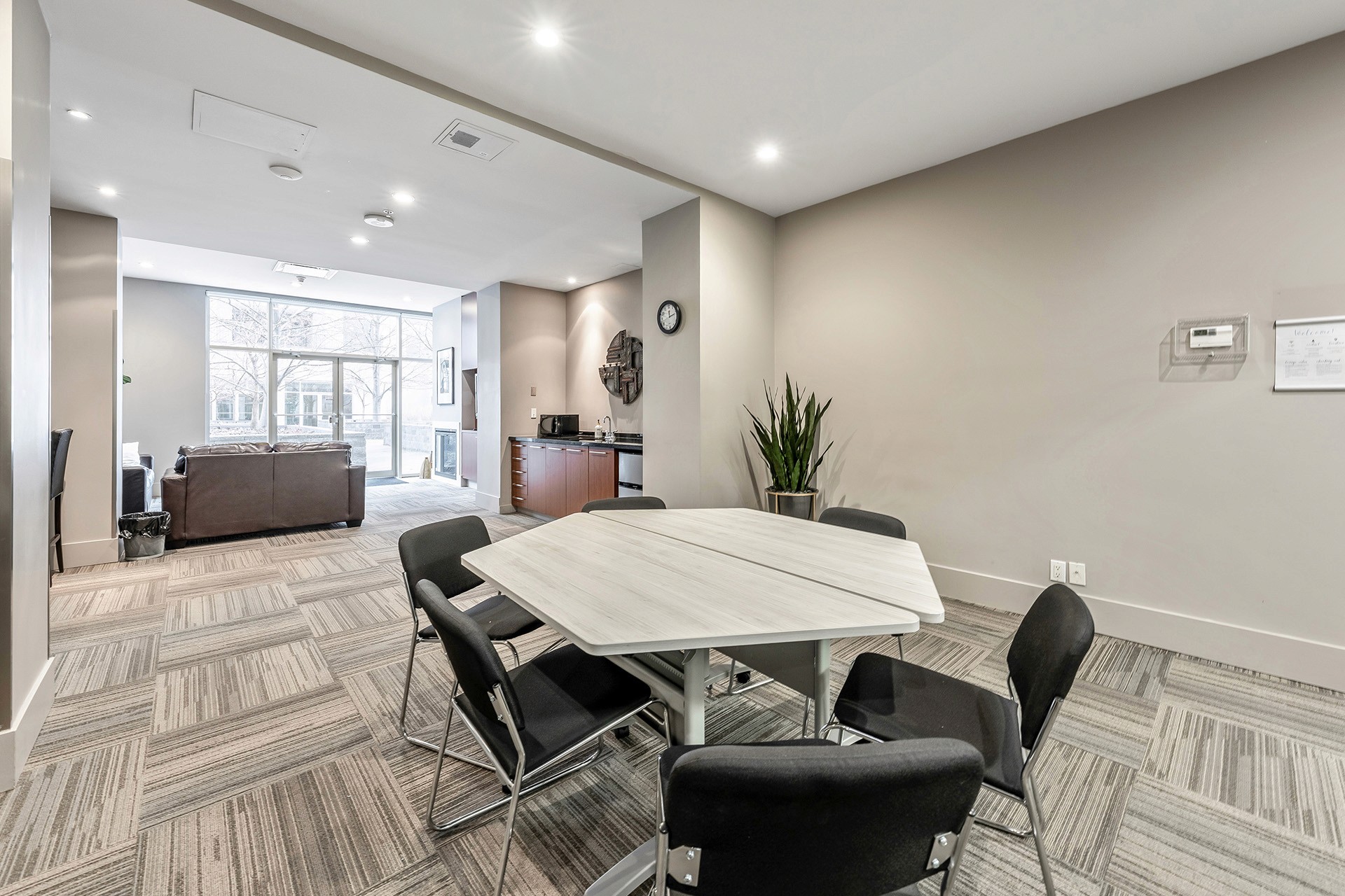 Image with the app presentation