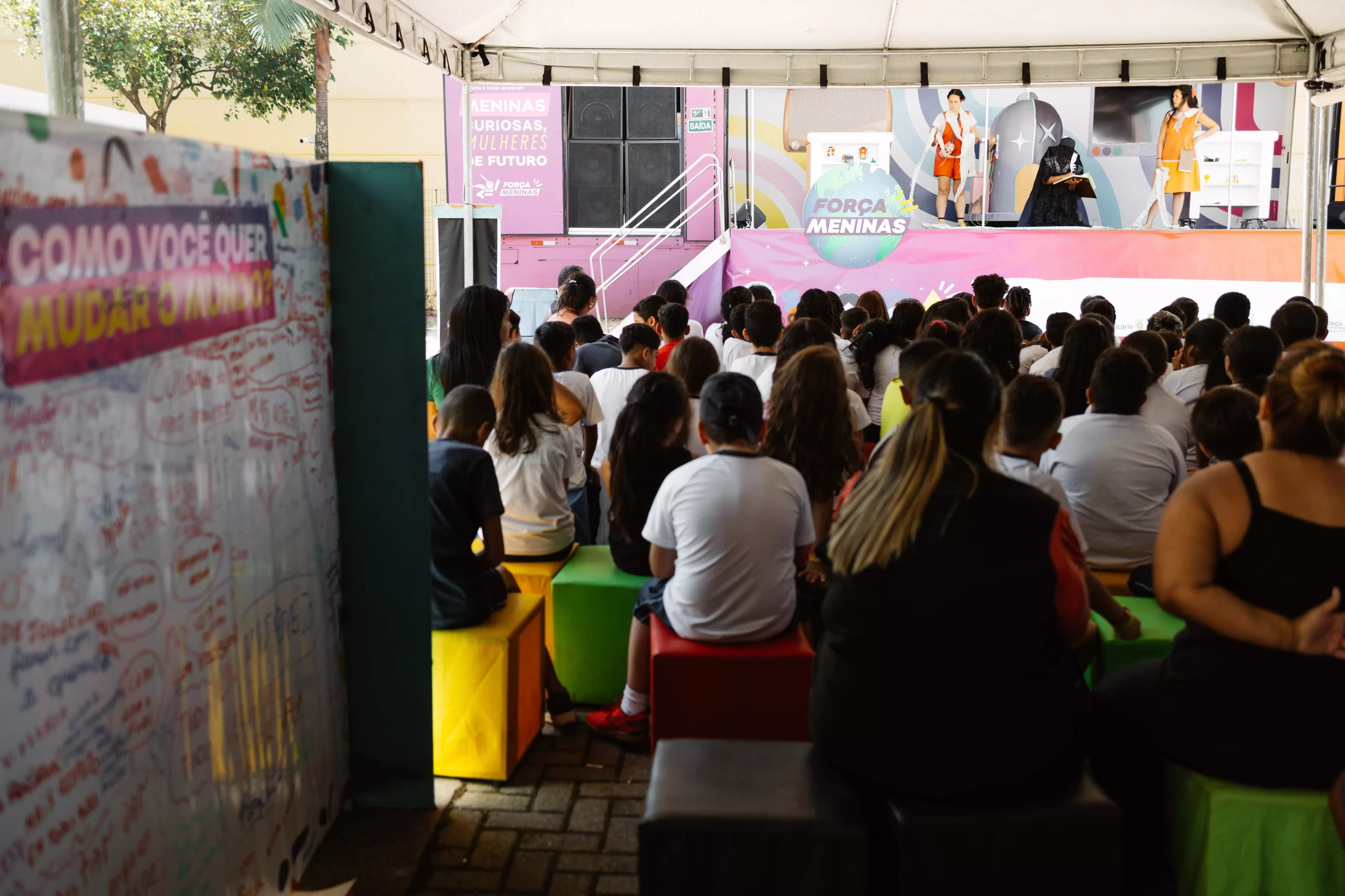 Estação 'Mude o Mundo LAB'.