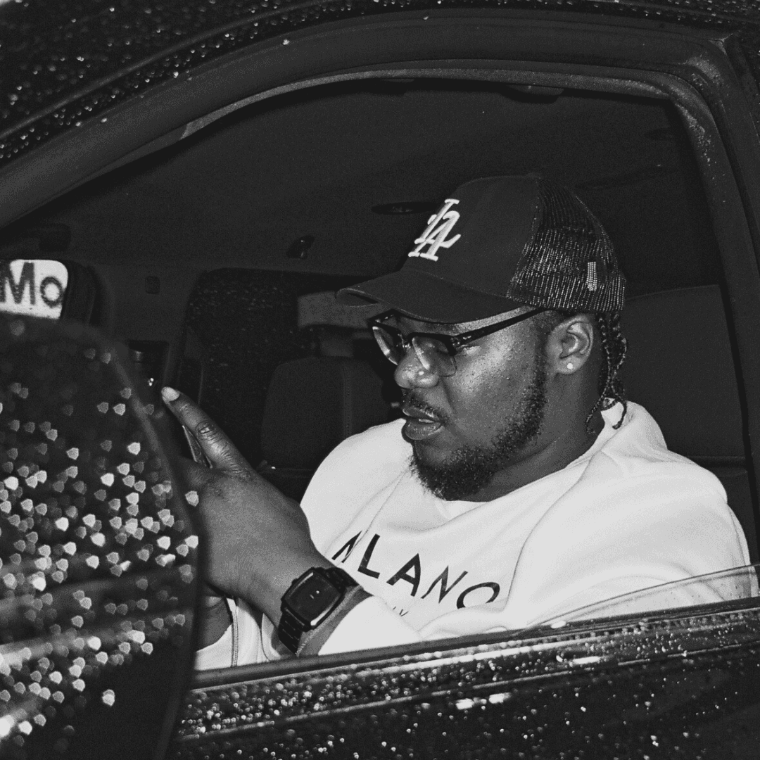 image of a chubby lady doing squats