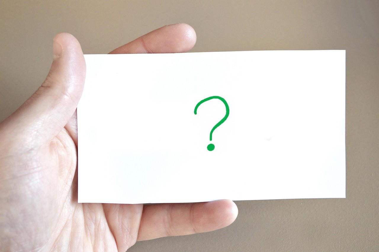 question,-map,-hand,-information,-presentation,-knowledge,-training,-feedback,-n - athree23 (pixabay)