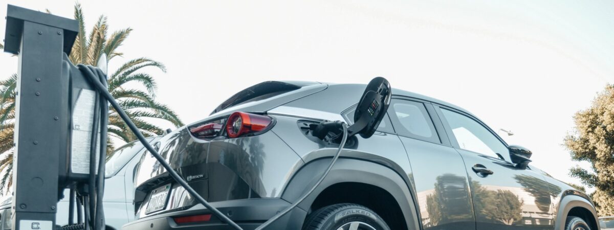 Busting Up Misconceptions About EV Charging: A Narrative of Real-World Questions