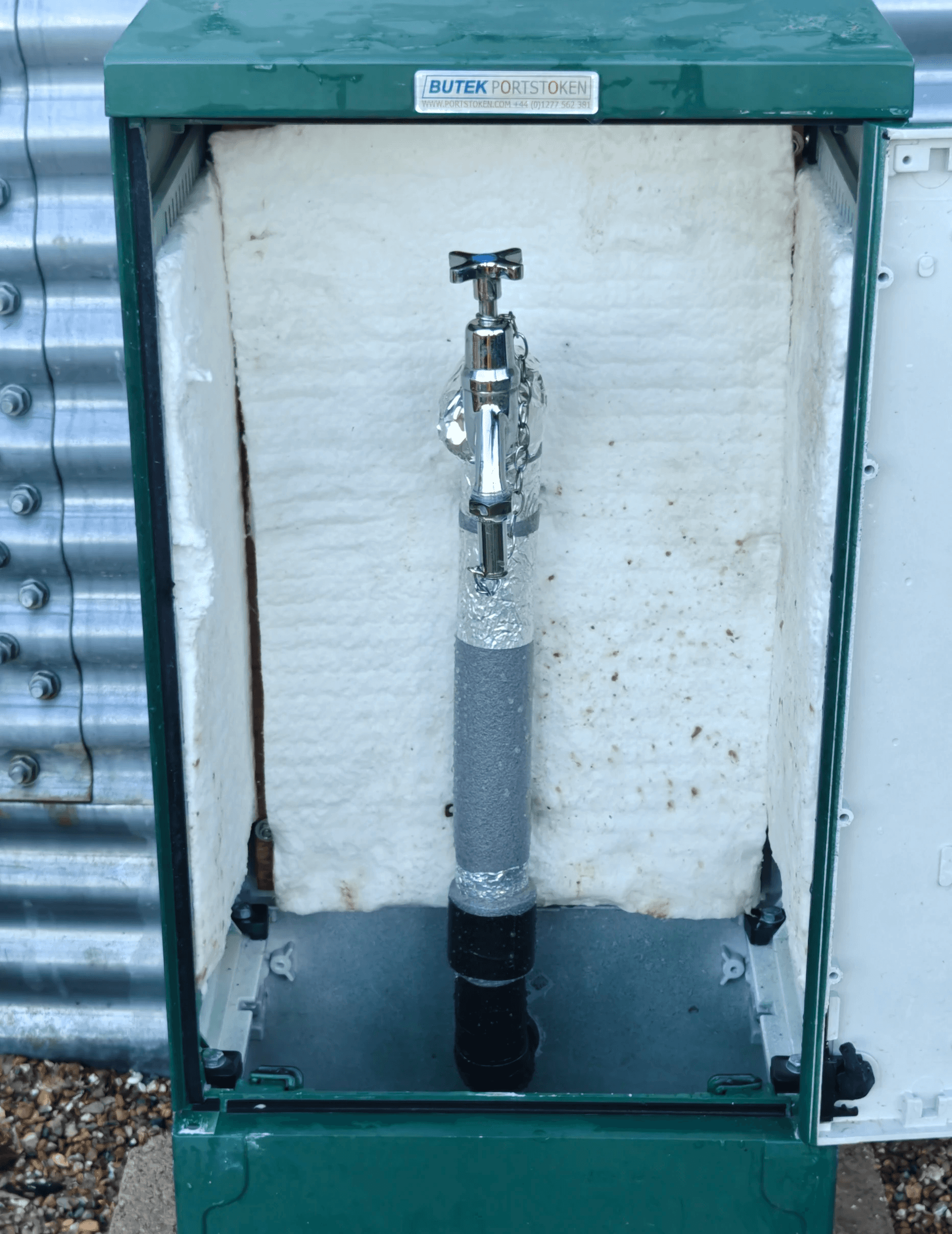 Tank interal with DN250 port spigot
