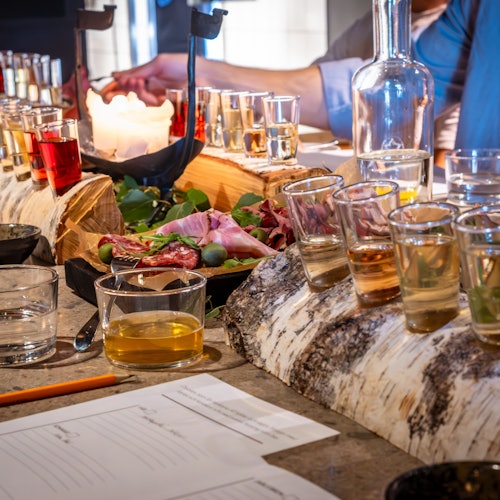 Mead tasting at restaurant Eld