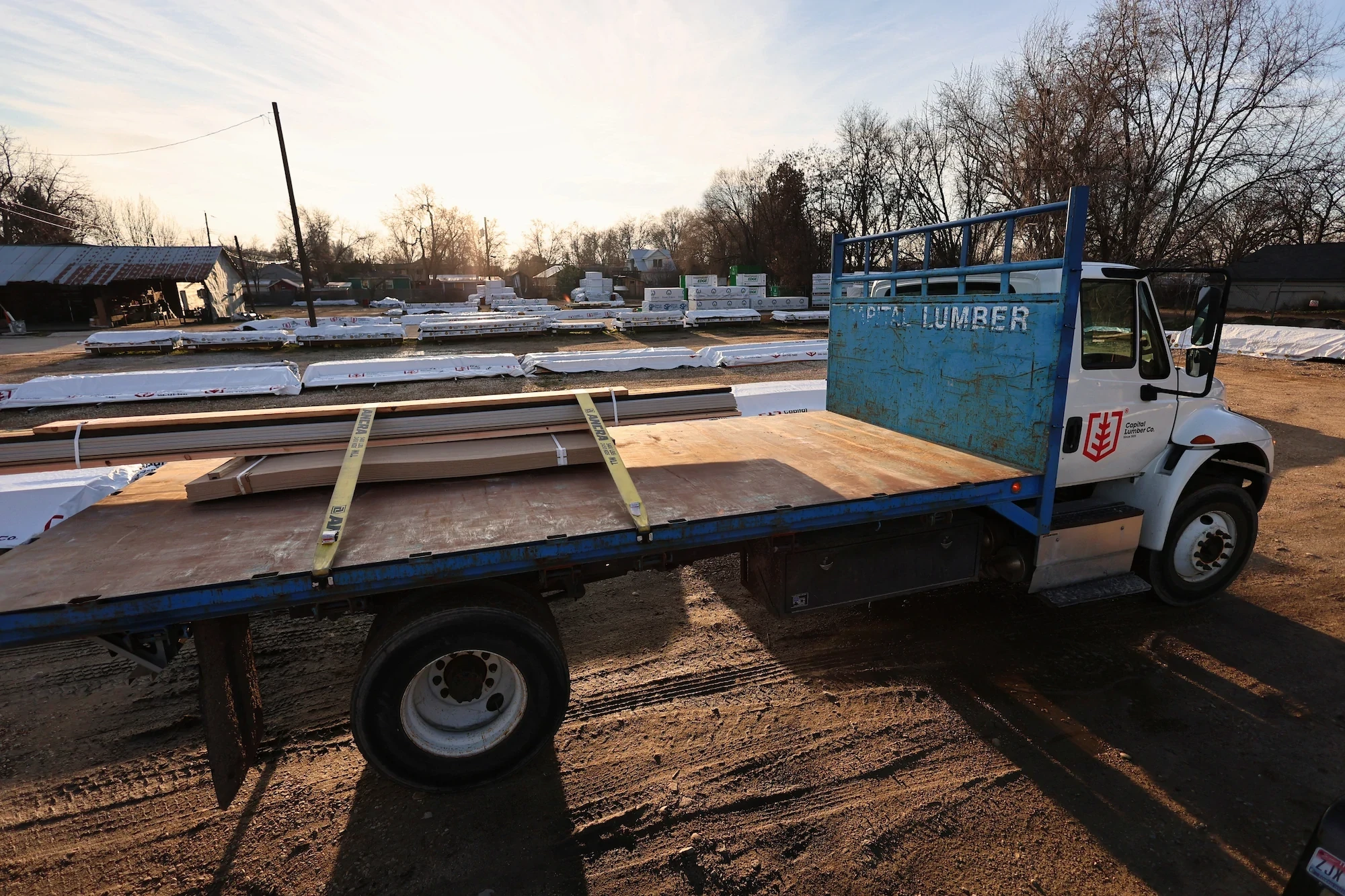Lumber Yard Near Me: What to Look for in a Local Supplier featured image