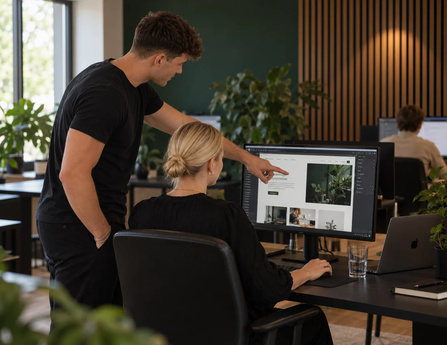 Mads og Nanna, teamet bag marketingbureauet ME Digital.