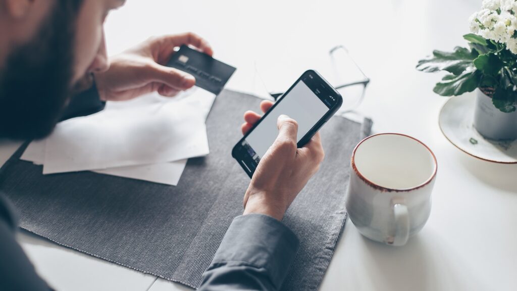 Dedykowany motyw Shopify - co to jest i jak to działa?