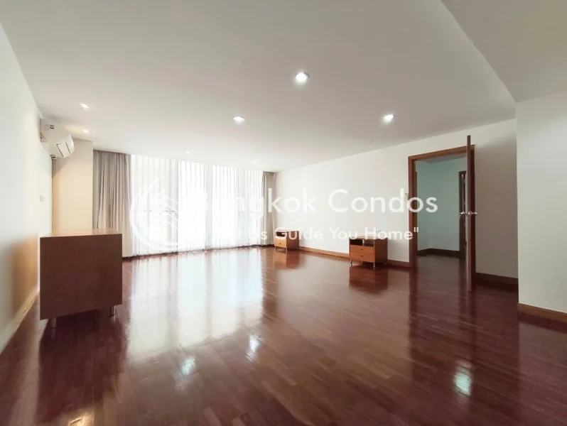 Asa Garden 3 Bedroom Duplex Brown Pet-Friendly Condo Phrom Phong 4