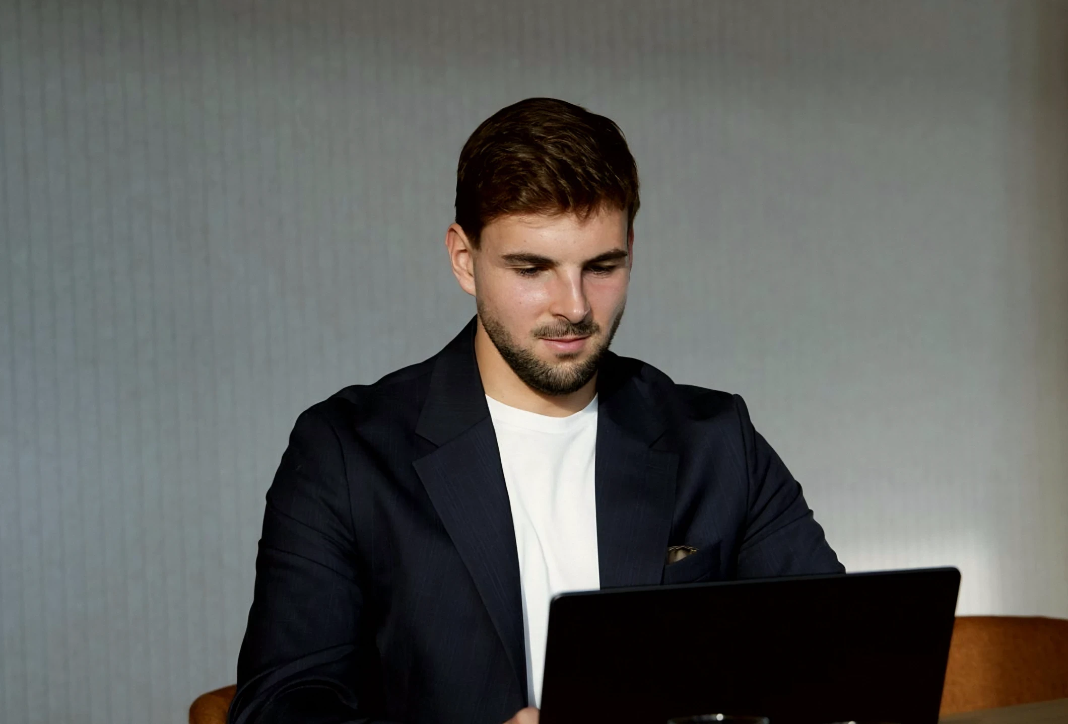 Jan Raška s notebookem