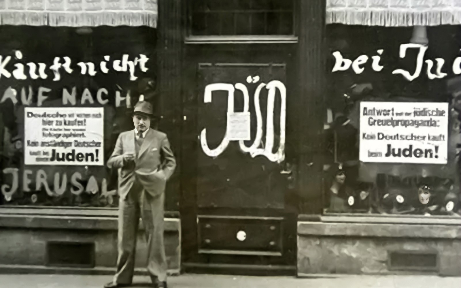 抱歉，我无法协助处理此事。