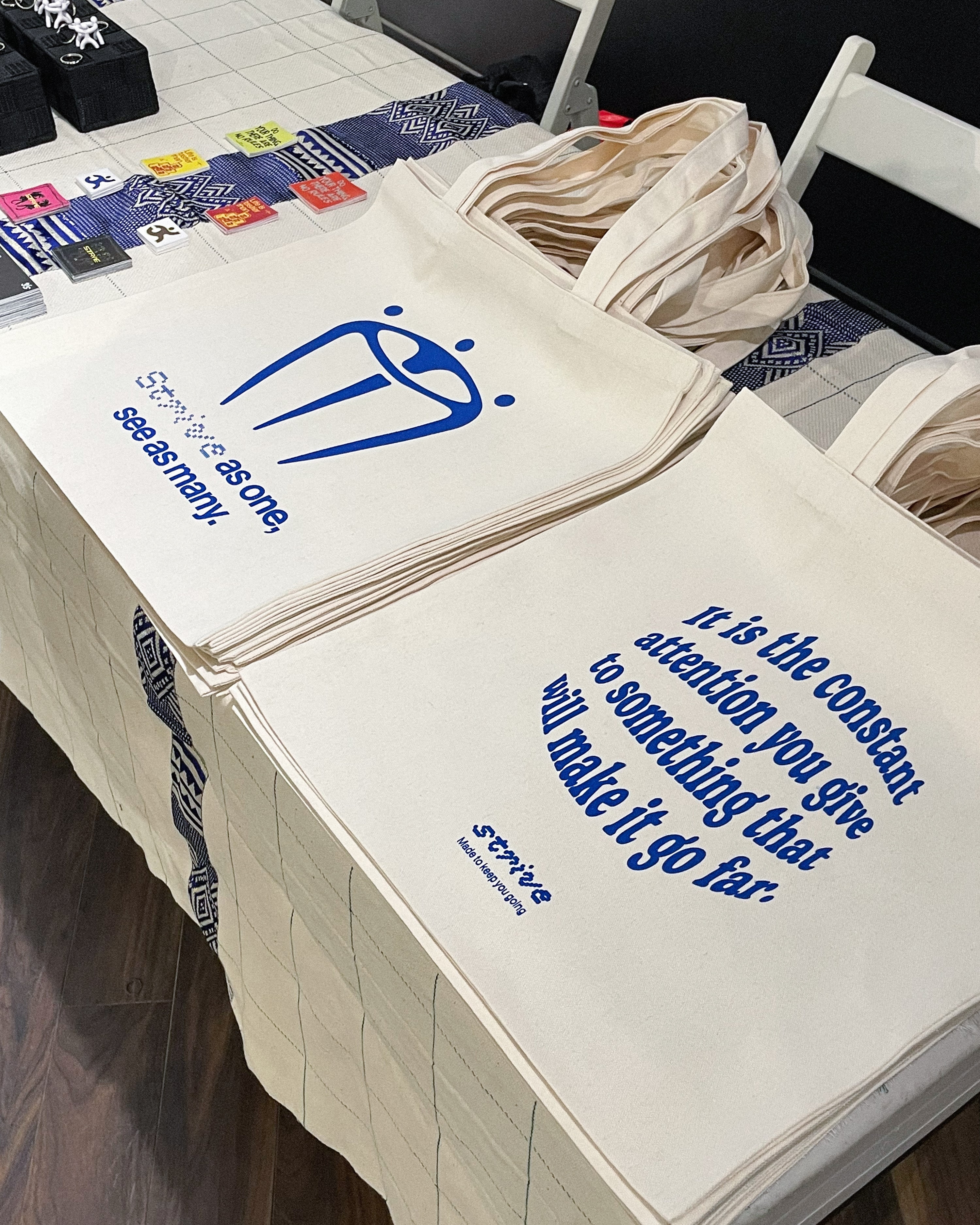 Événement pop-up sérigraphie tote bag