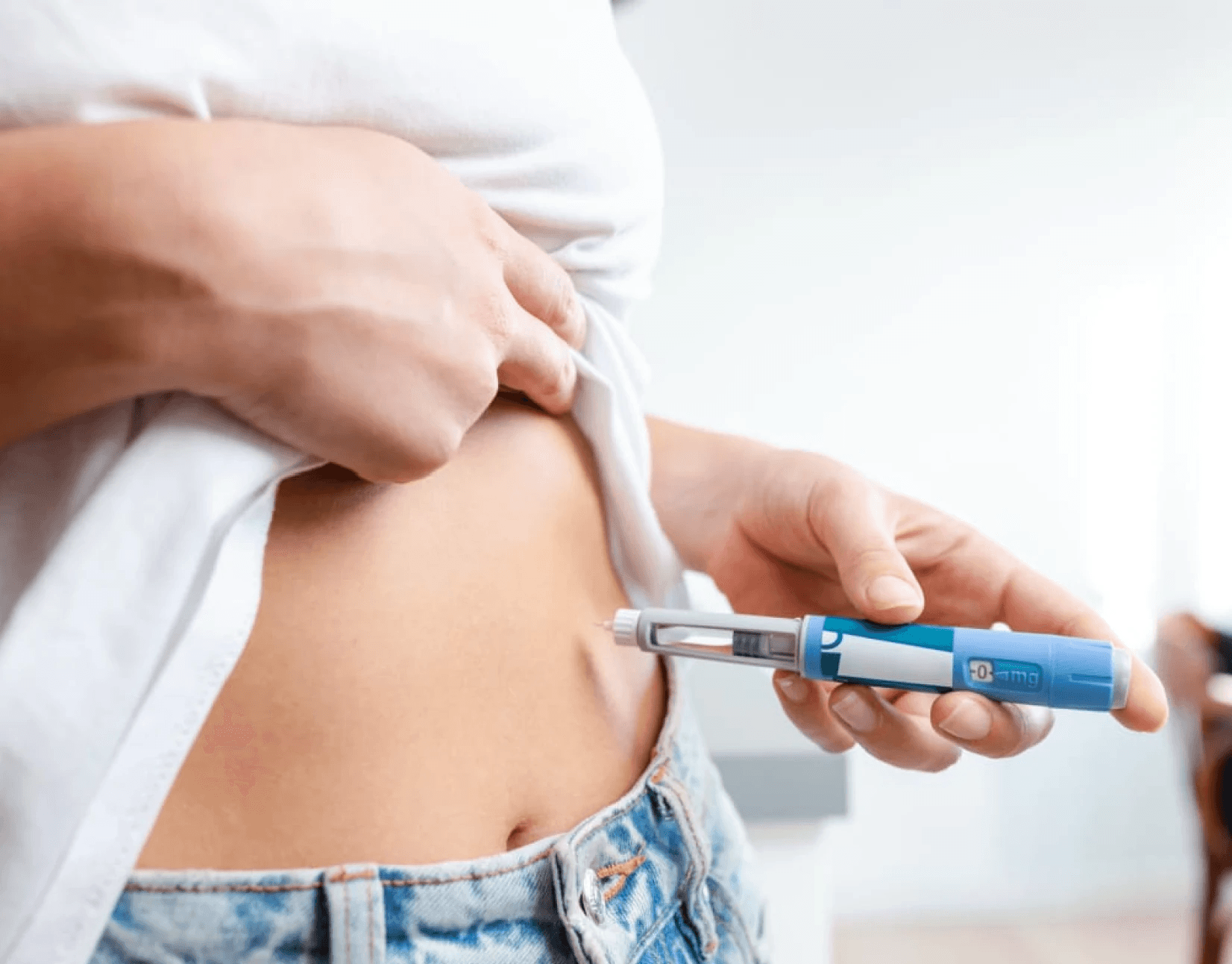 person injecting - Tirzepatide Maintenance Dose