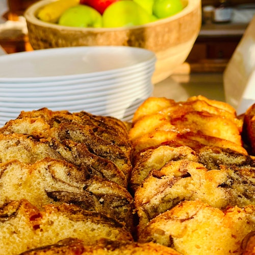 早上的咖啡和小吃