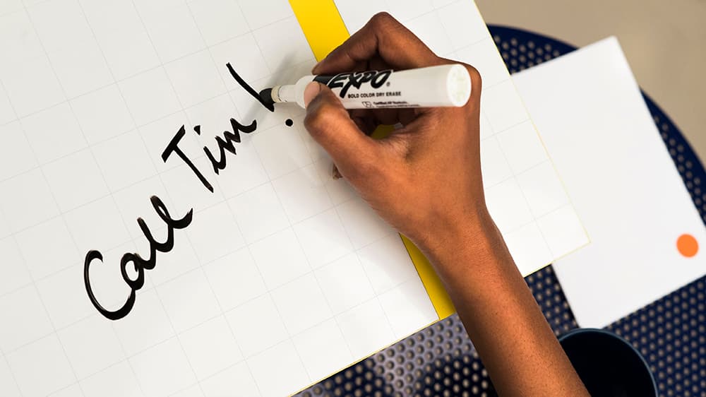 Can’t find a piece of paper when you need it?The whole table is made up of writable surfaces, just pick up a marker and note down your message.