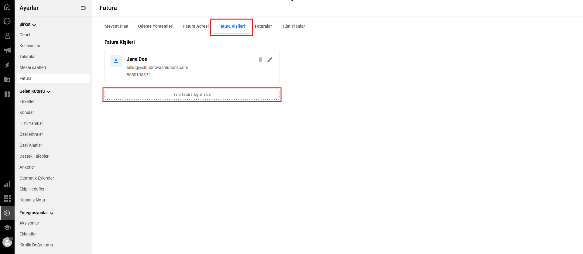 Adding and managing billing contacts in Qpien
