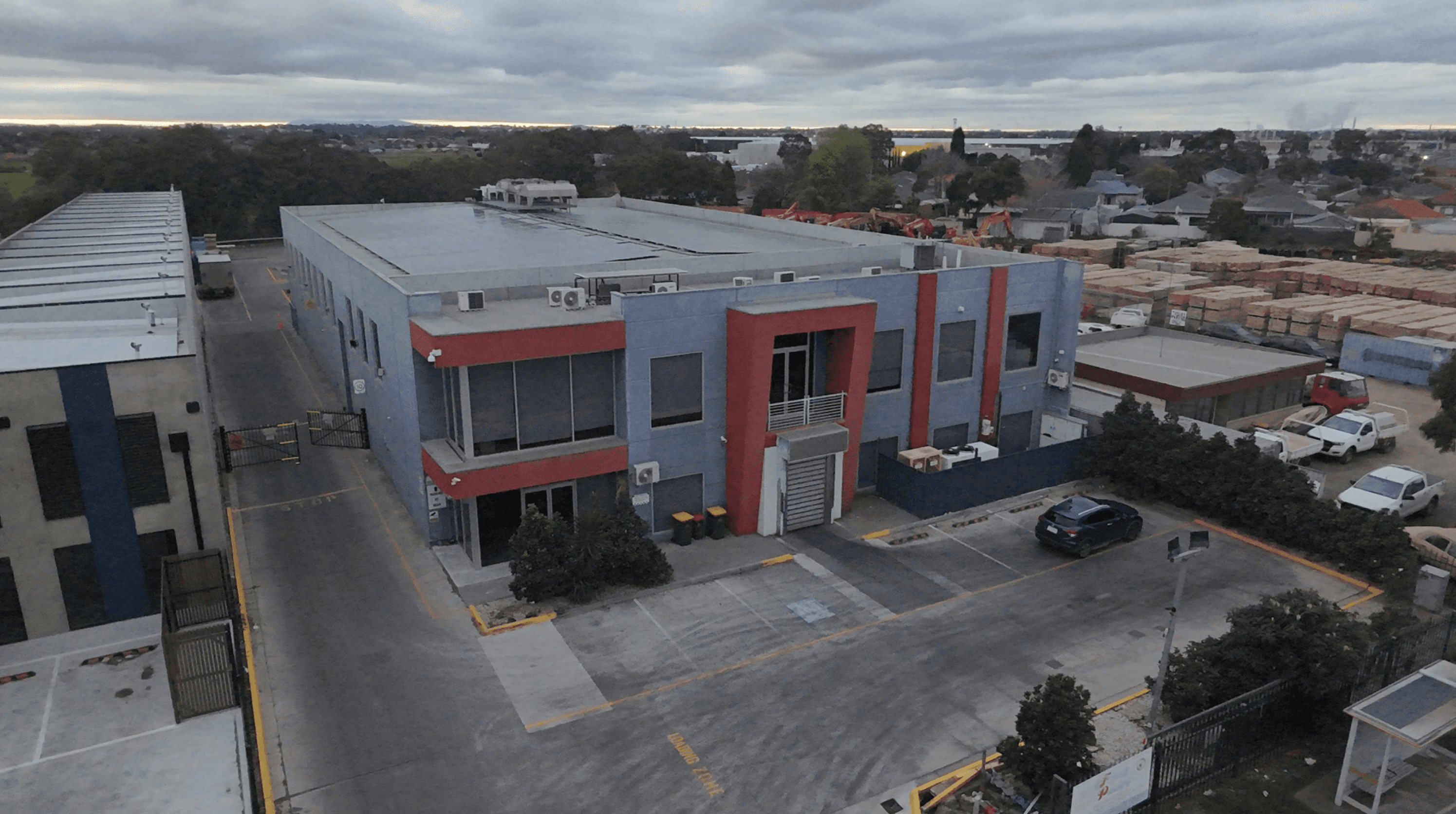 closeup photo of parking lot