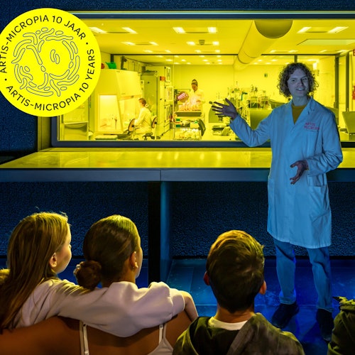 參觀博物館的實驗室講座，每個月發現一個新的微生物故事