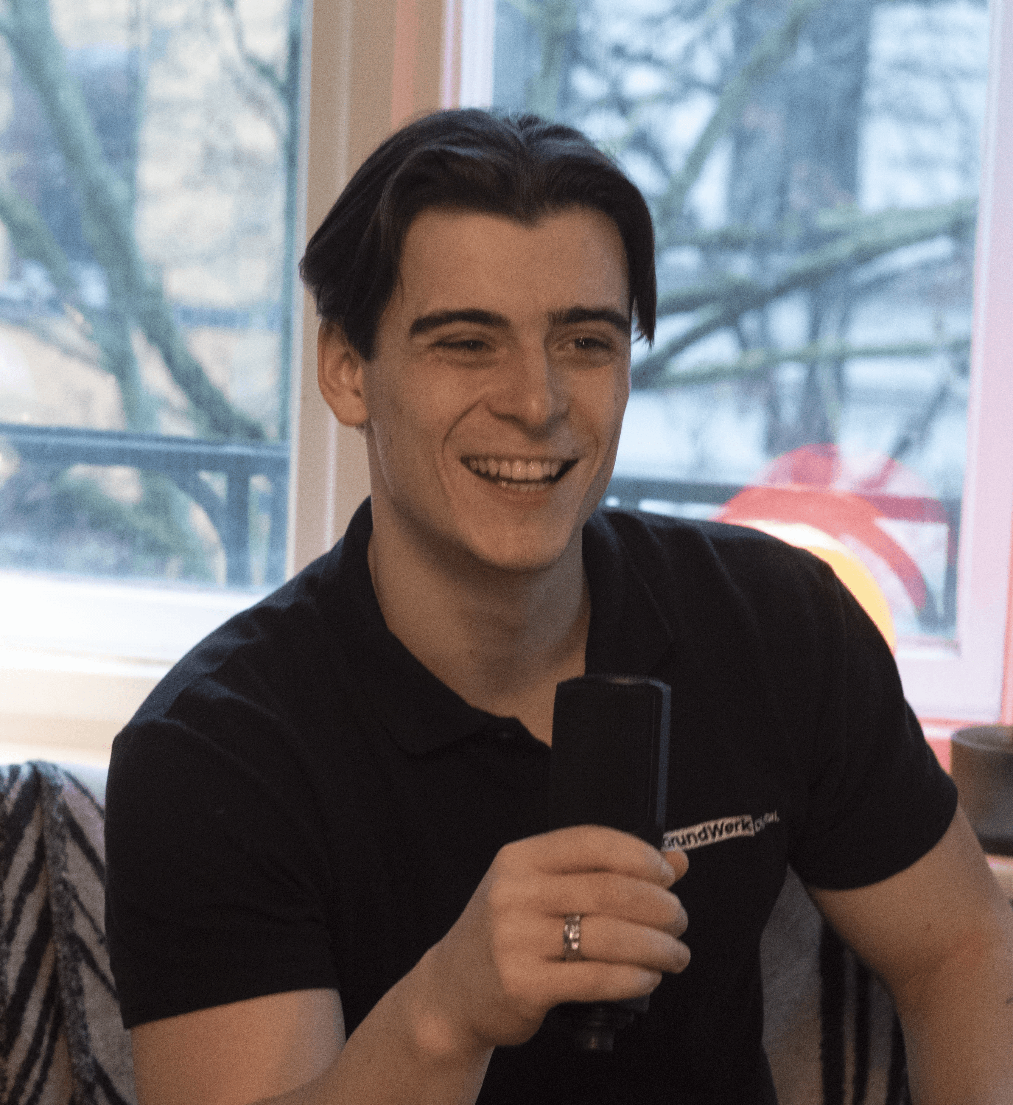 Porträt von Tom Soto Schiller, Grundwerk Digital