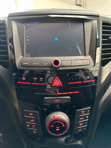 SSANGYONG XLV 2017 WHITE Gebrauchtwagen - Galeriebild 5