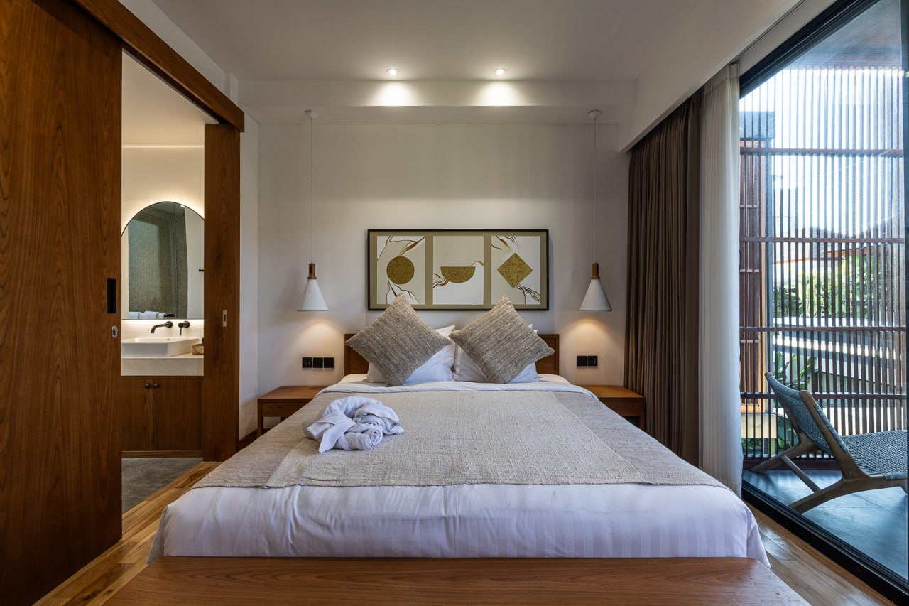 A premium 4-bedroom villa in the heart of Batu Bolong, Canggu, located just 350 meters from the beach