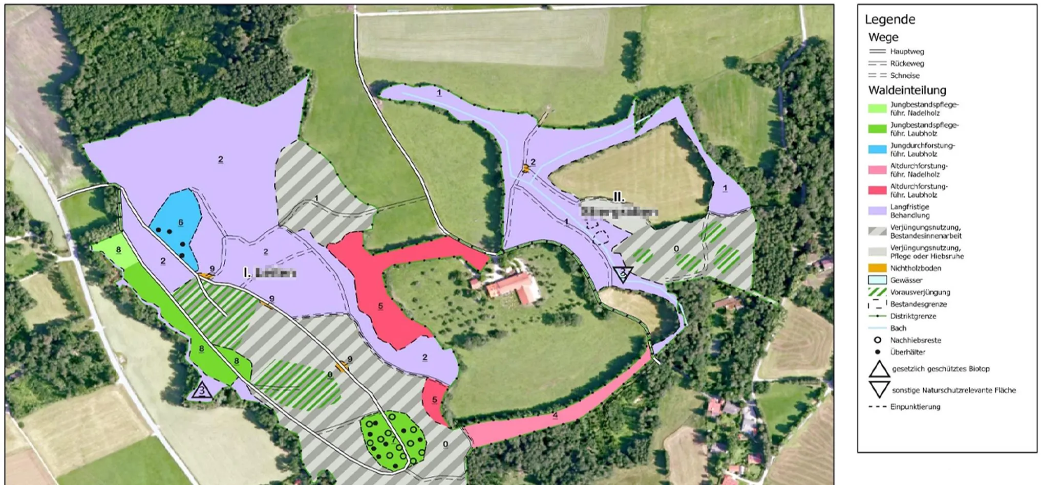 Forstbetriebskarte eines Beispielsreviers mit Legende.