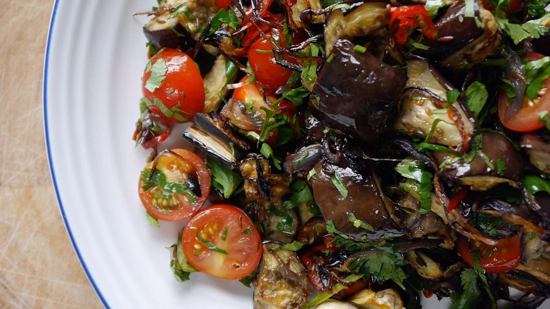 Spicy aubergine salad
