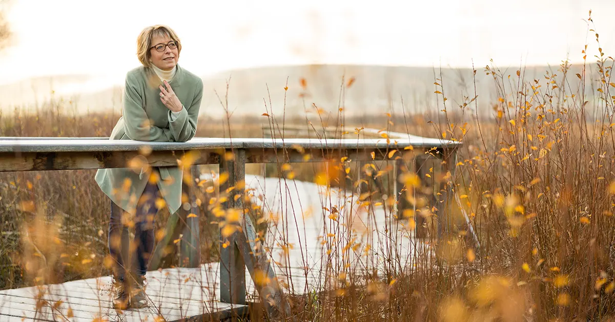 Illustration of a woman who has been healed of asthma.