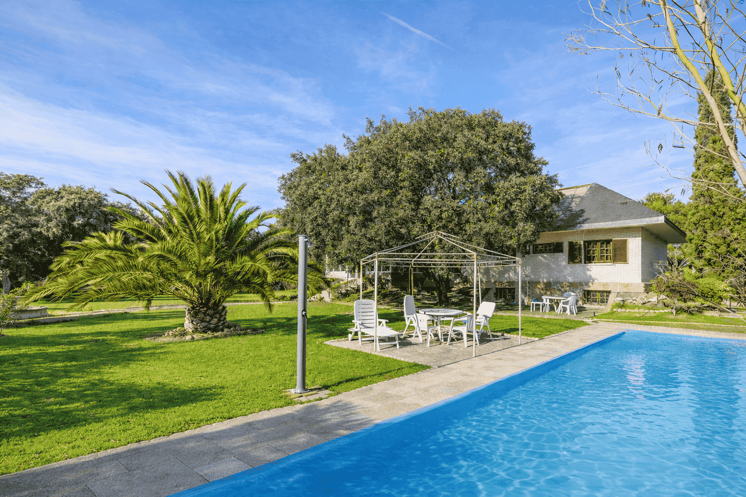 chalet vendido en las lomas