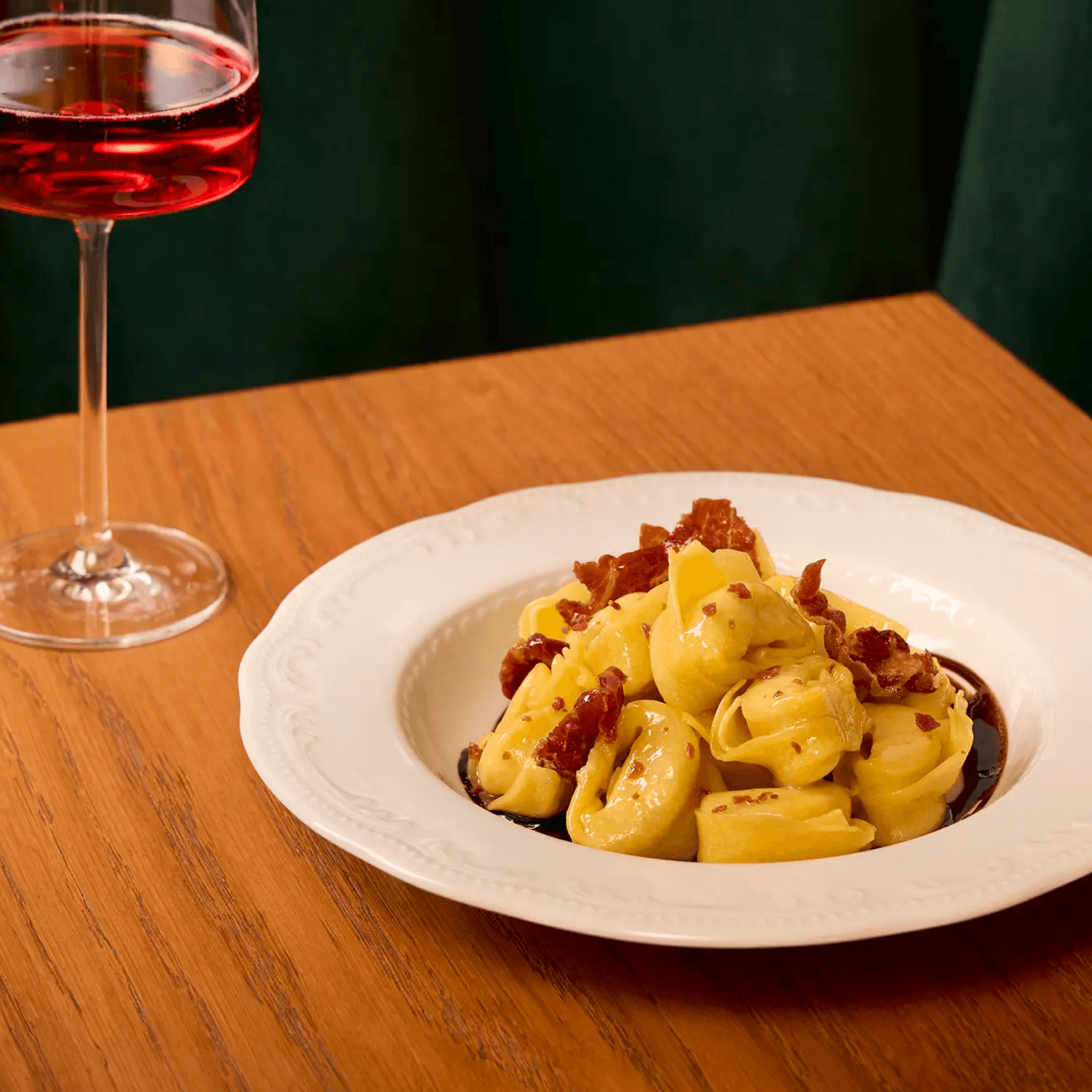 Traditional tortellini and tortelloni from Modena and Emilia-Romagna