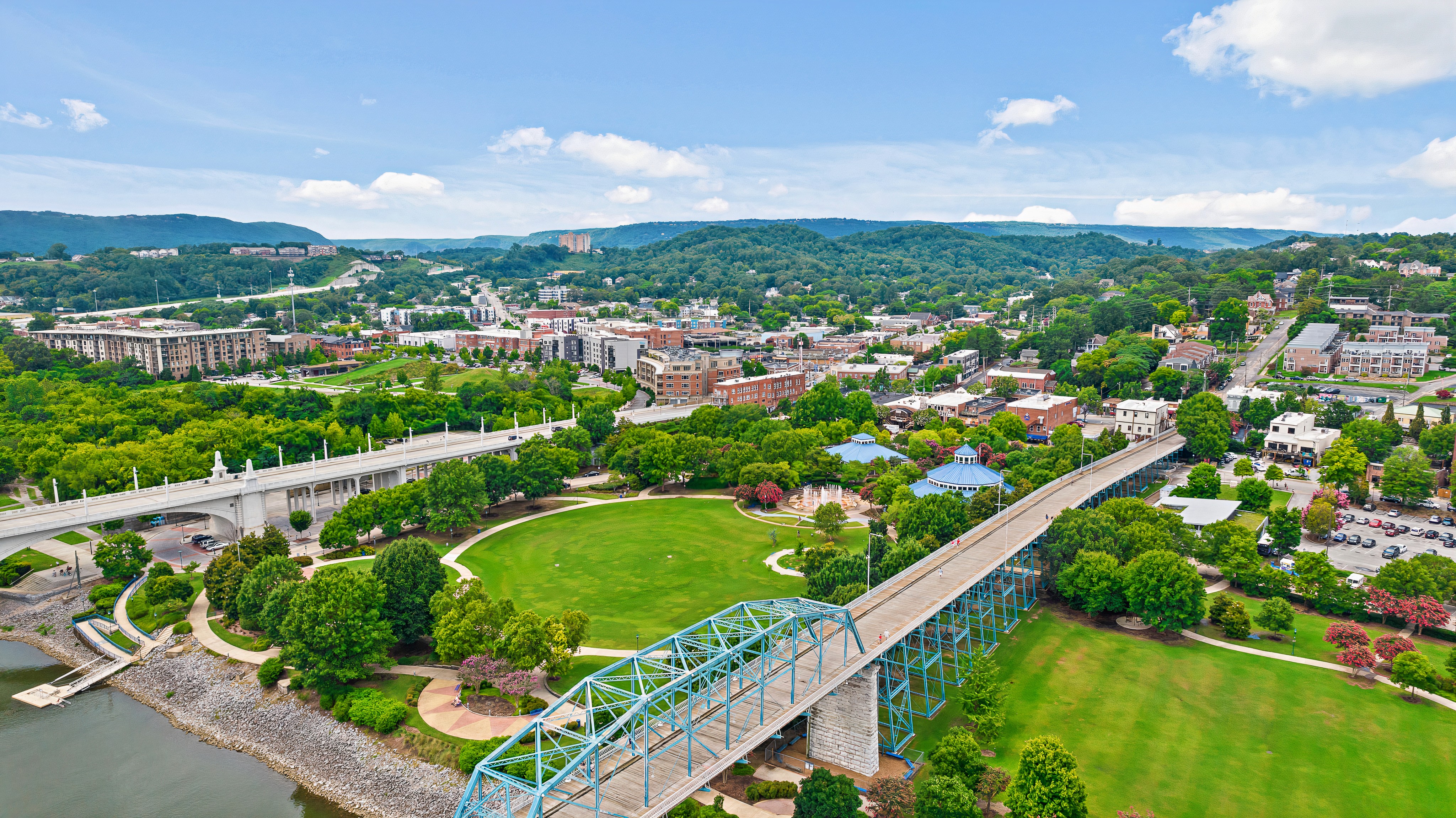 Discover the best roofing companies near you in North Chattanooga, TN. Trusted local roofers for top-quality services and competitive quotes.