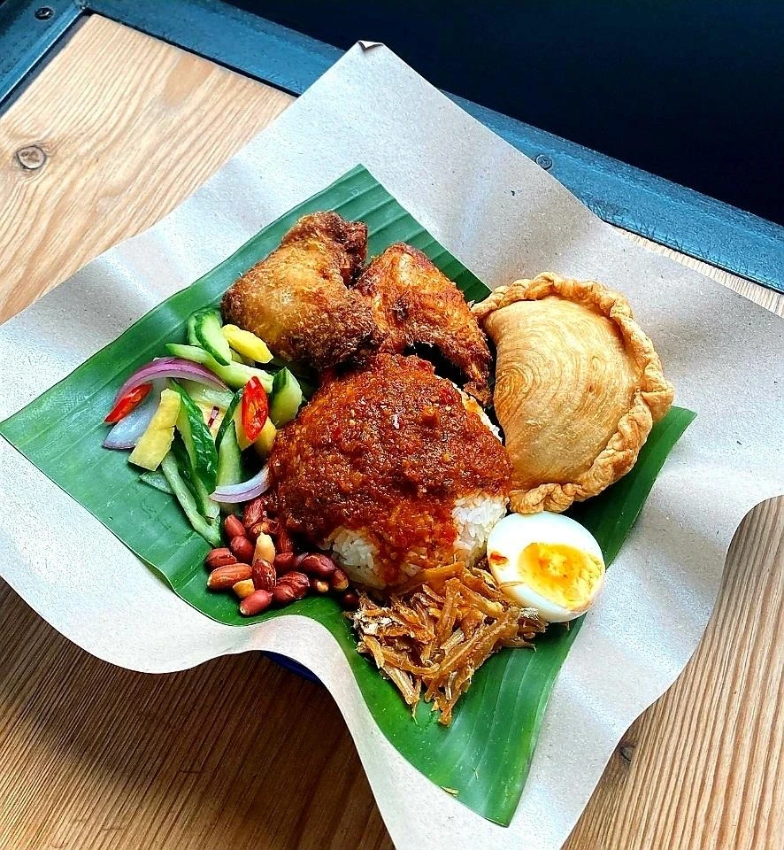 nasi melak malaysian dish